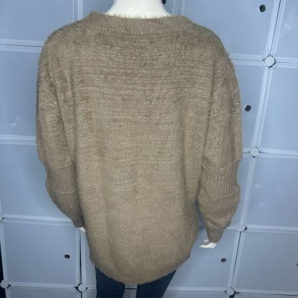 Boutique Super Soft Tan Crew Neck Sweater With Shimmering Gold Detail - Picture 2 of 10